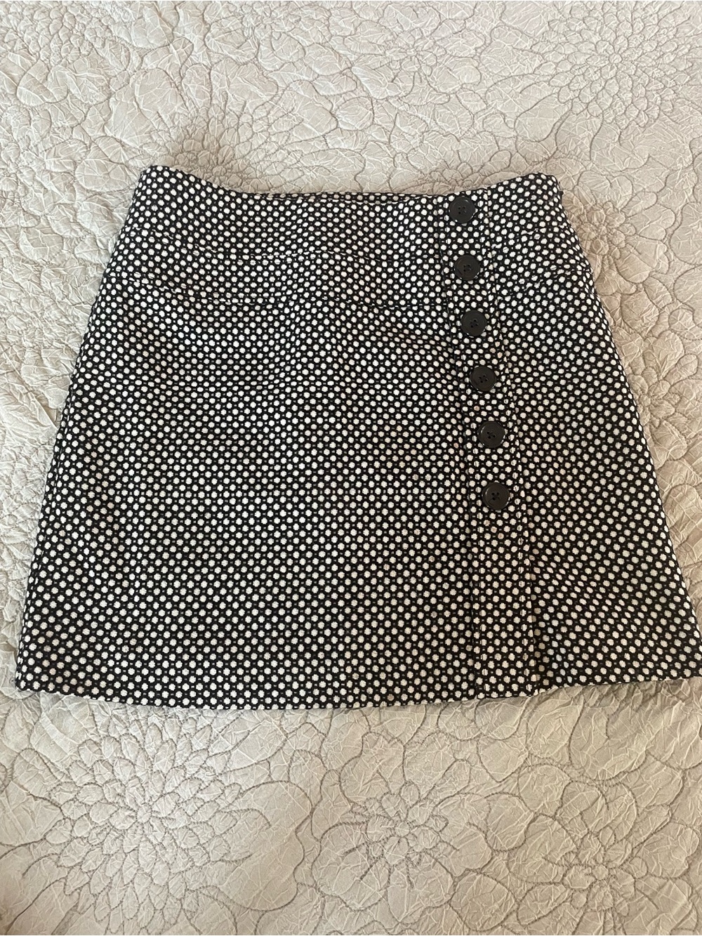 Geoffrey Beene Black and White Polka Dot Mini Skirt Wool Blend size 2